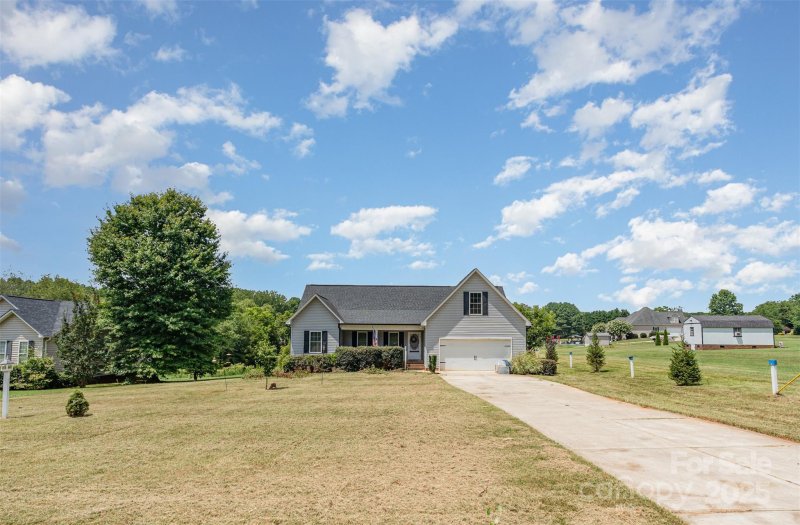 Property image 4 at 409 Delview Drive, Cherryville, NC 28021