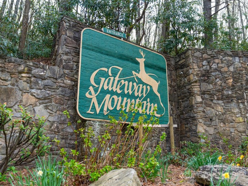 Property image 3 of 2603 Mckenzie Way in Gateway Mountain, Old Fort, NC 28762