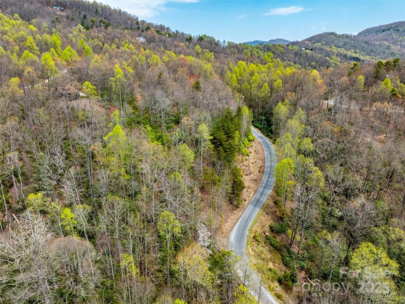 Property image 5 of 2603 Mckenzie Way in Gateway Mountain, Old Fort, NC 28762