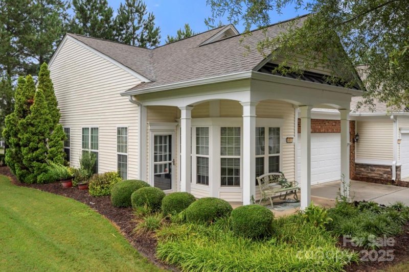 3003 Edisto Way