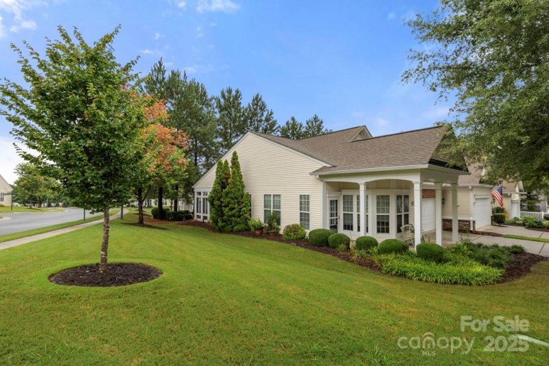 Property image 3 of 3003 Edisto Way in Sun City Carolina Lakes, Fort Mill, SC 29707
