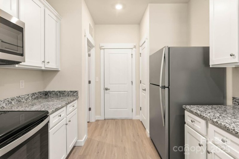 Property image 5 of 1528 Doran Terrace in Knights Bridge, Richburg, SC 29729