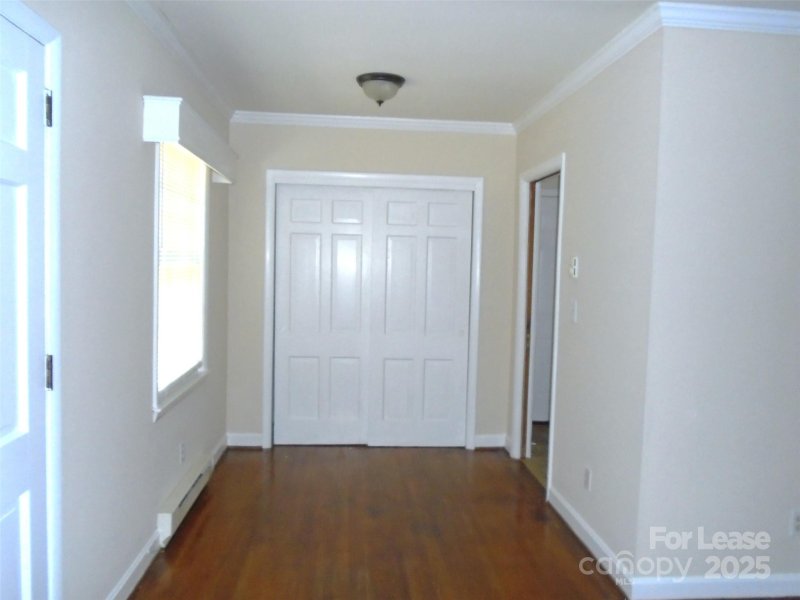 Property image 5 of 4227 Walker Road in Cotswold, Charlotte, NC 28211