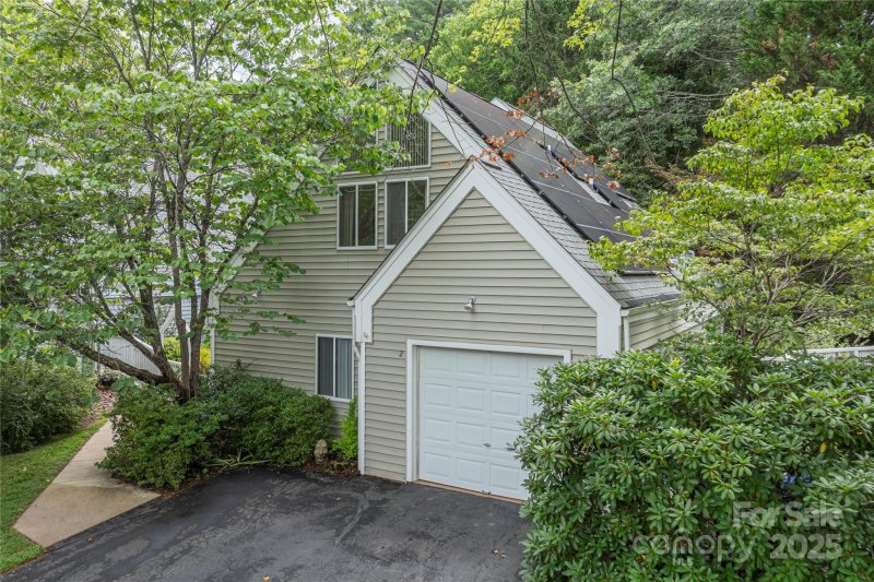 Property image 2 of 2 Stuart Circle in Aberdeen Meadows, Asheville, NC 28804