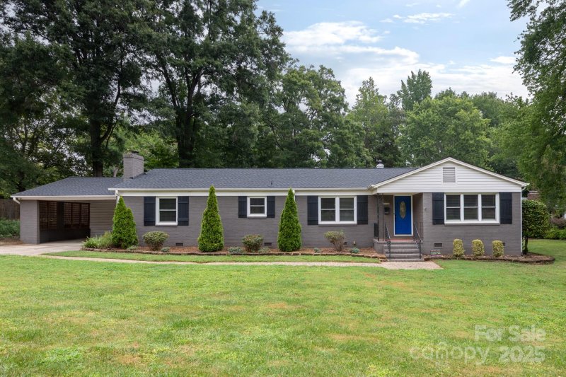 Property image 2 at 4643 Addison Drive, Charlotte, NC 28211