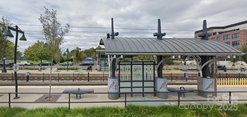 Property image 2 at 134 Hartford Avenue, Charlotte, NC 28209