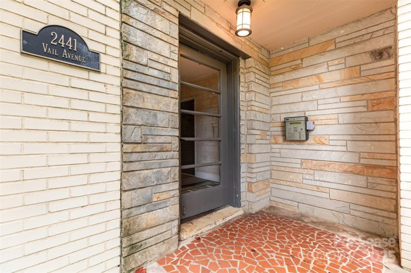 Property image 2 at 2441 Vail Avenue, Charlotte, NC 28207