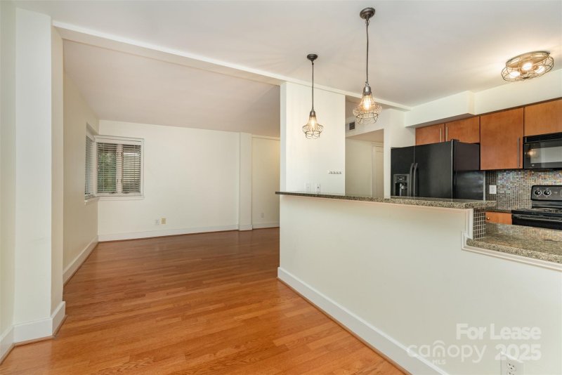 Property image 4 at 2441 Vail Avenue, Charlotte, NC 28207