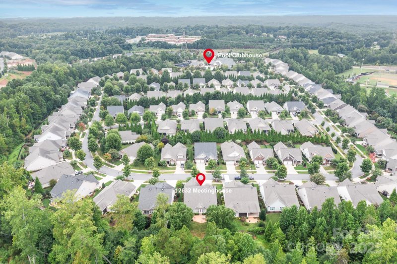 Property image 3 of 12632 Meetinghouse Drive in Baileys Glen, Cornelius, NC 28031