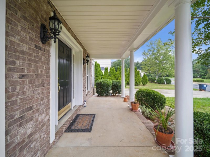 Property image 4 of 9002 Fenwick Drive in Brandon Oaks, Indian Trail, NC 28079