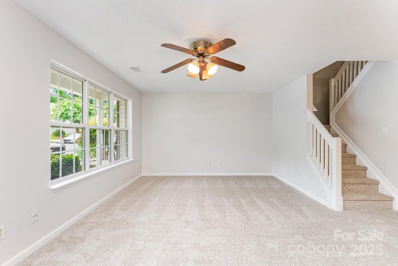 Property image 4 of 7504 Petrea Lane in The Landing at Hickory Grove, Charlotte, NC 28227