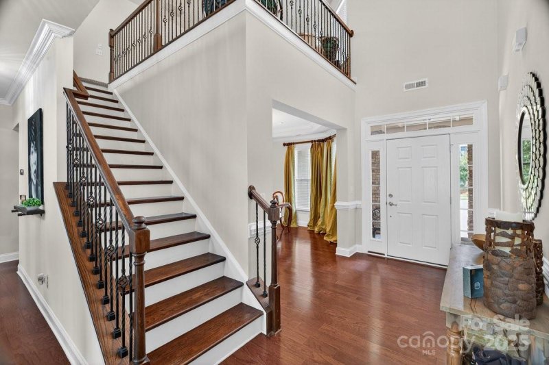 Property image 5 of 10684 Skipping Rock Lane in Brookvue, Concord, NC 28027