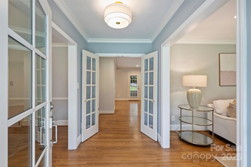 Property image 3 at 6900 Folger Drive, Charlotte, NC 28270