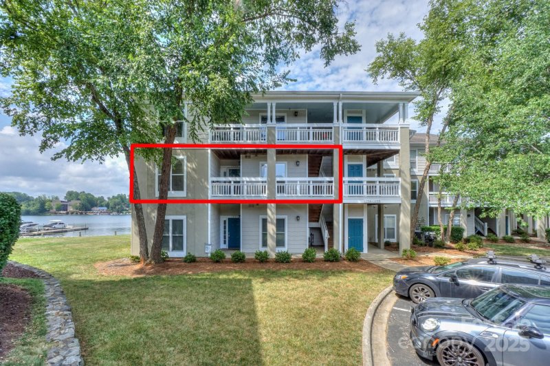 Property image 3 of 1238 Torrence Circle in Davidson Landing, Davidson, NC 28036