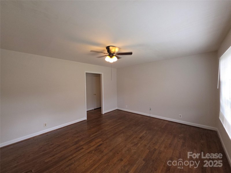 Property image 2 at 3721 Driftwood Drive, Charlotte, NC 28205