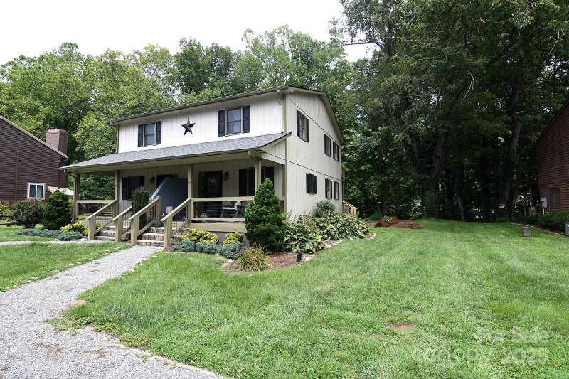 Property image 2 of 61 63 Riverside Villa Drive in W C Norris, Maggie Valley, NC 28751