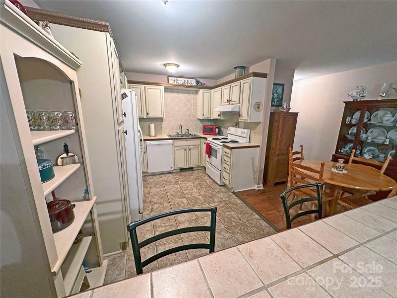 Property image 4 of 3603 Ritchie Road in Ritchie Farms, Lincolnton, NC 28092