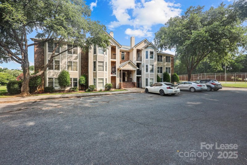 6203 Rosecroft Drive