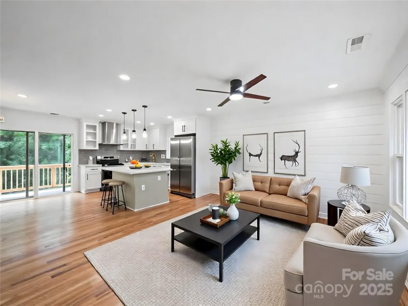 Property image 3 at 7115 Brynhurst Drive, Charlotte, NC 28210