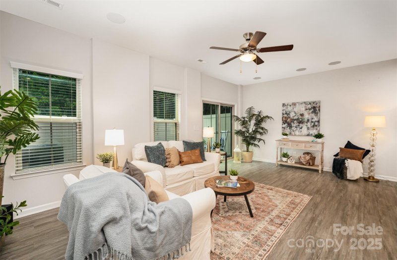 Property image 4 of 407 Park Meadows Drive in Park Meadows, Matthews, NC 28104