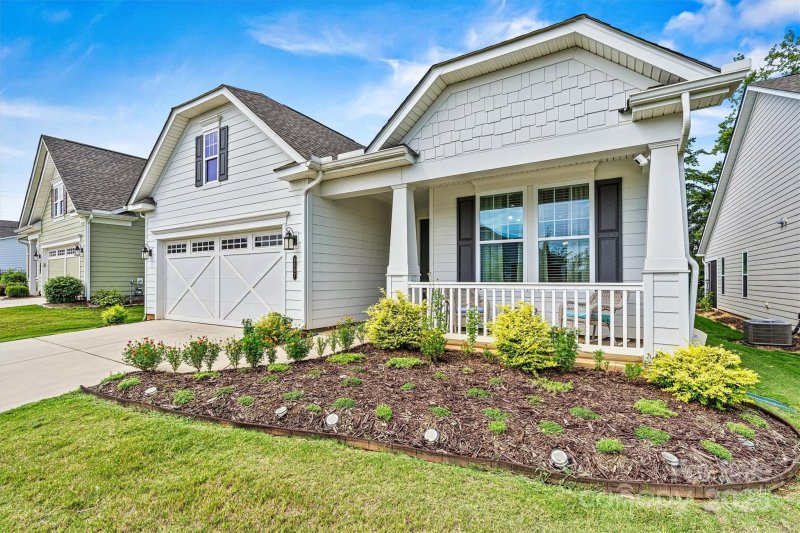 Property image 3 of 6507 Good News Drive in Cresswind, Charlotte, NC 28215