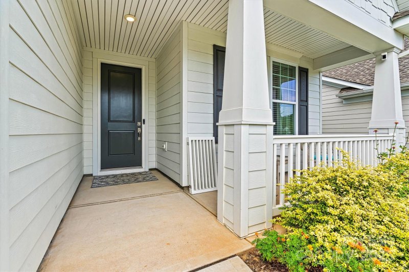 Property image 5 of 6507 Good News Drive in Cresswind, Charlotte, NC 28215