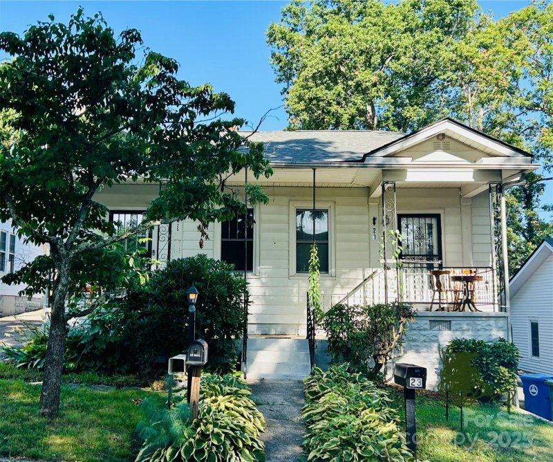 23 25 Oteen Park Place