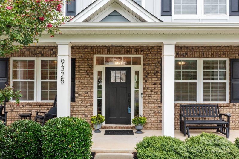 Property image 2 at 9325 Rayneridge Drive, Huntersville, NC 28078