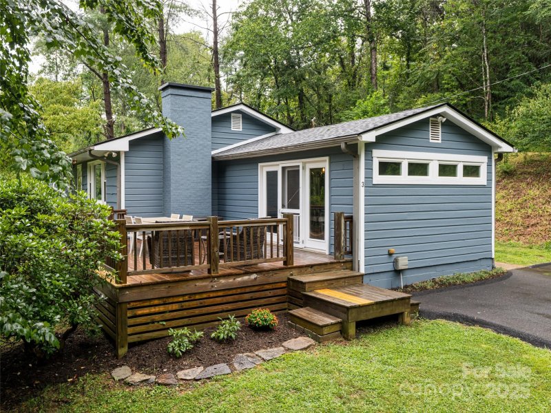 Property image 2 of 3 Valley Lane in Beaverdam, Asheville, NC 28804