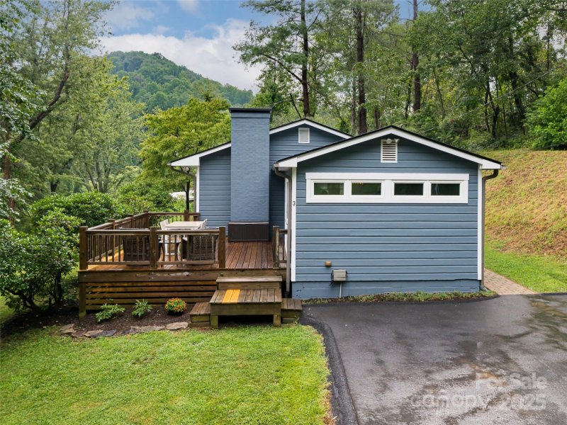 Property image 5 of 3 Valley Lane in Beaverdam, Asheville, NC 28804