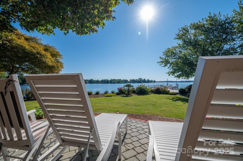 Property image 4 at 18100 Watercraft Place, Cornelius, NC 28031