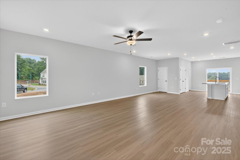 Property image 4 of 1982 W Davidson Avenue in Rhyne Court, Gastonia, NC 28052