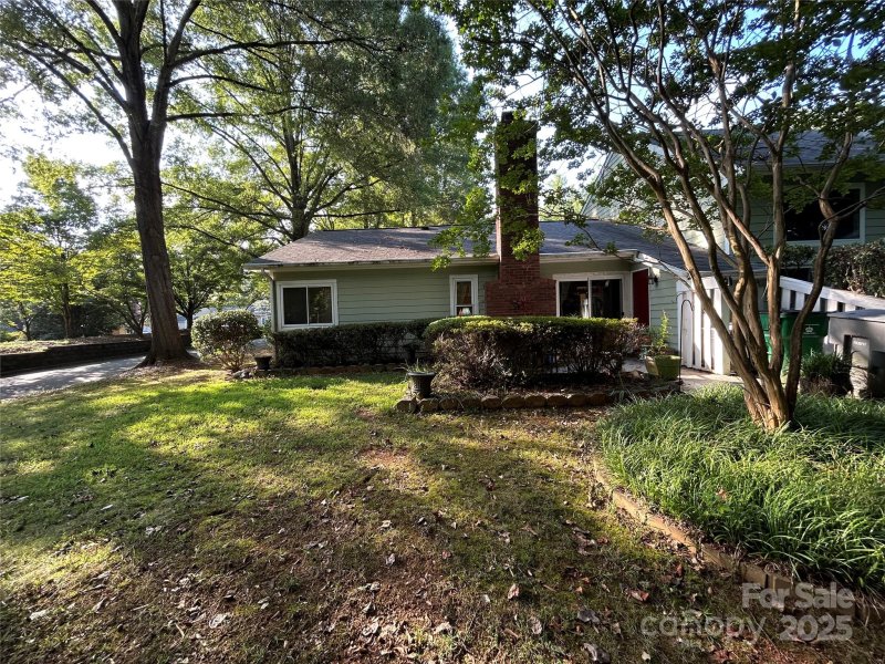 Property image 4 of 1034 Sardis Cove Drive in Sardis Cove, Charlotte, NC 28270