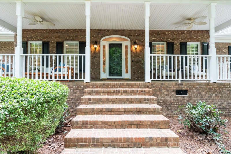 Property image 2 at 501 Colonels Court, Clover, SC 29710