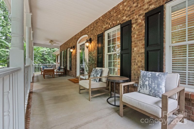 Property image 5 at 501 Colonels Court, Clover, SC 29710