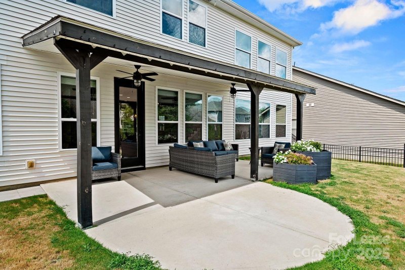 Property image 3 at 1478 Imperial Court, York, SC 29745