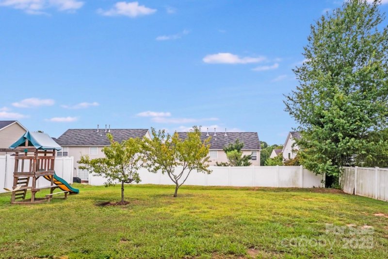 Property image 4 of 497 Dockside Lane in Riverwalk, Concord, NC 28027