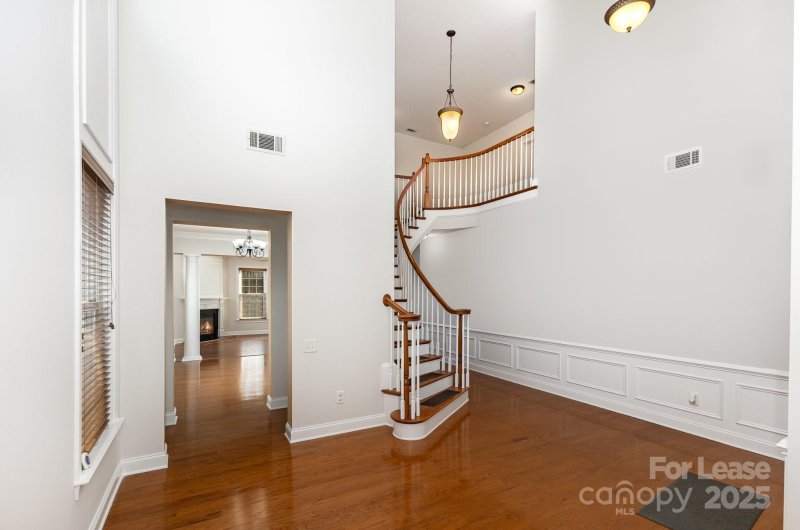 Property image 4 at 9429 Ridgeforest Drive, Charlotte, NC 28277