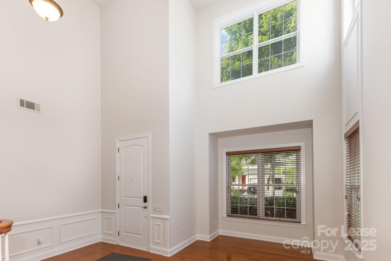 Property image 5 at 9429 Ridgeforest Drive, Charlotte, NC 28277