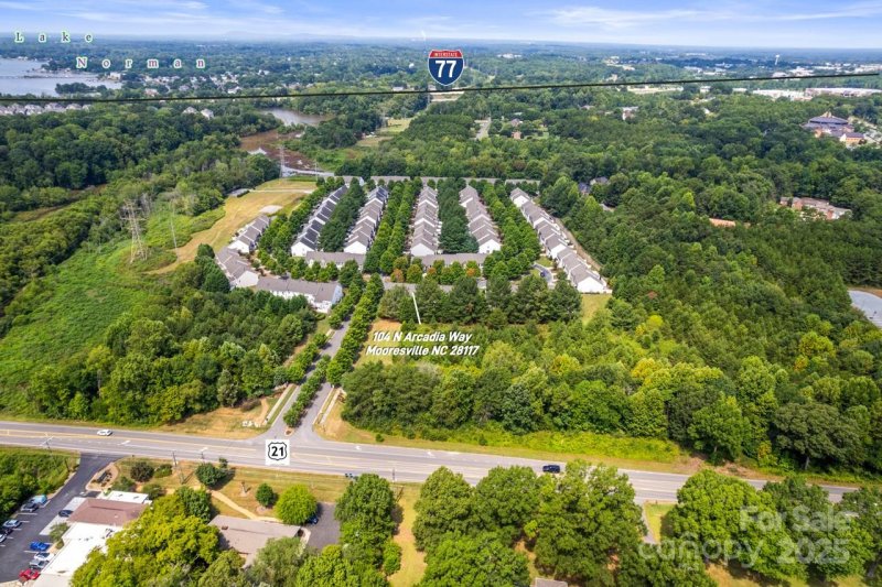 Property image 4 at 104 N Arcadian Way, Mooresville, NC 28117