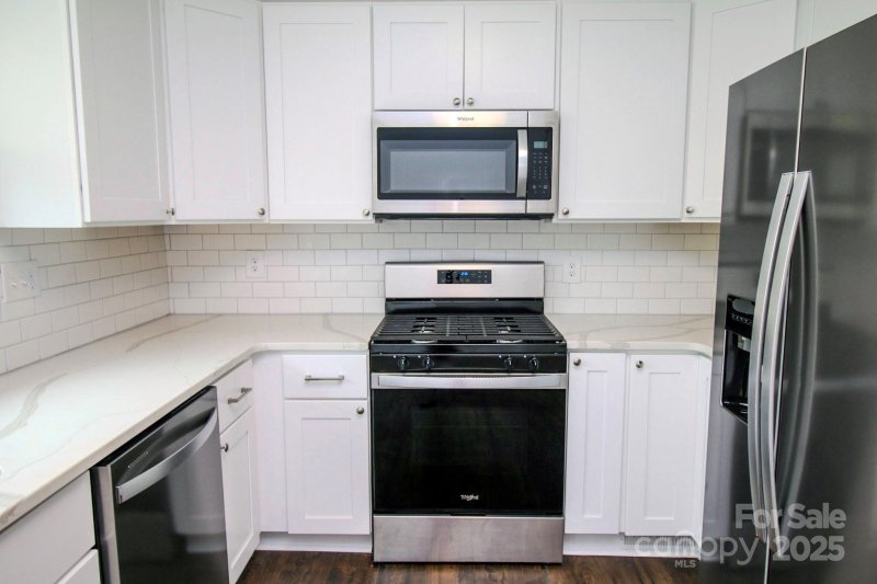 Property image 3 at 409 Apple Street, Gastonia, NC 28054