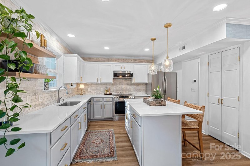 Property image 5 at 3130 Heathstead Place, Charlotte, NC 28210