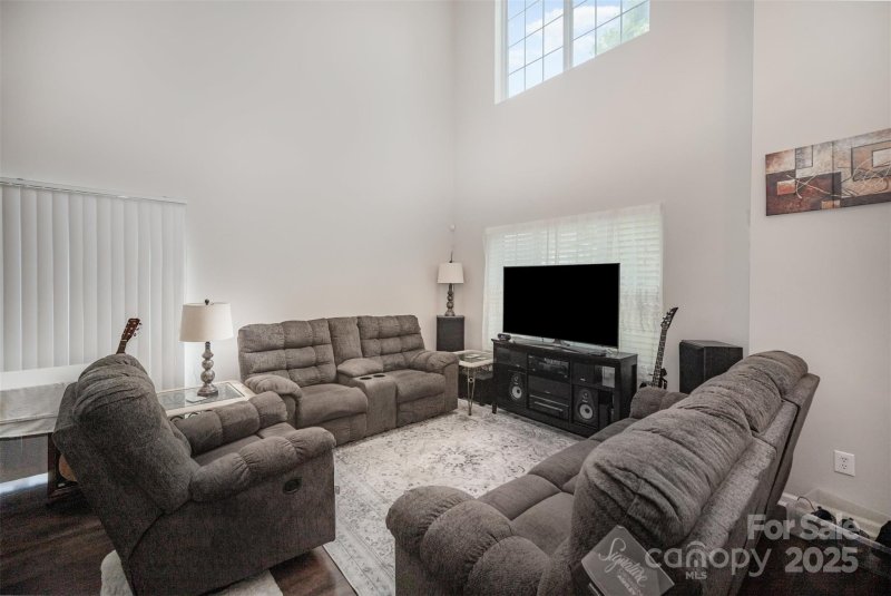 Property image 3 of 3037 Summerfield Ridge Lane in Summerfield, Matthews, NC 28105