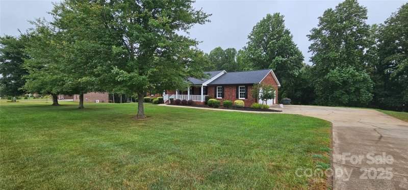 Property image 3 at 813 Settlers Drive, Cherryville, NC 28021