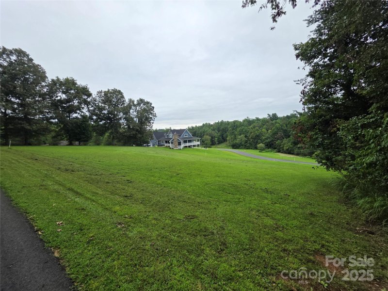 Property image 3 of 388 Settlers Trail in Settlers Cove, Mars Hill, NC 28754