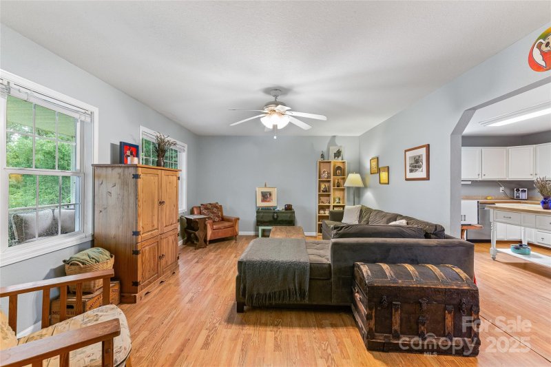 Property image 4 at 153 Hudson Street, Asheville, NC 28806