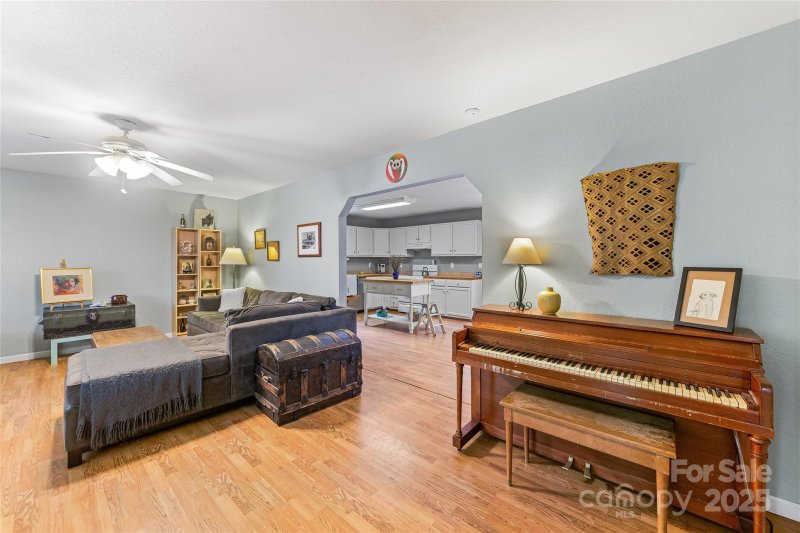 Property image 5 at 153 Hudson Street, Asheville, NC 28806