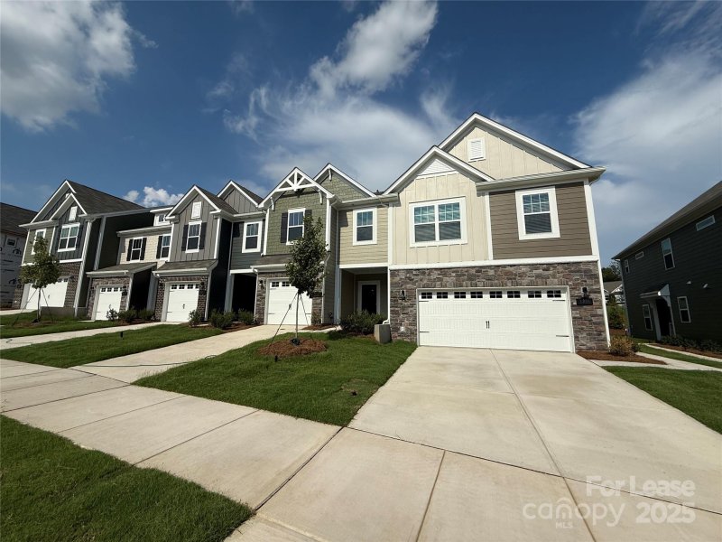 3204 Lilac Grove Drive