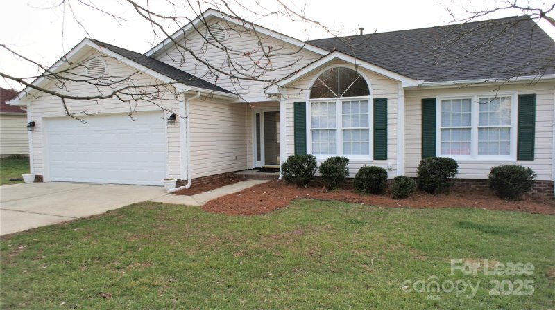 423 Long Creek Parkway