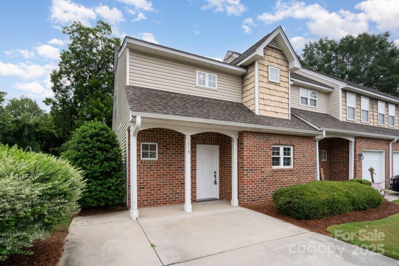 Property image 2 at 319 Valley Brook Lane, Concord, NC 28025